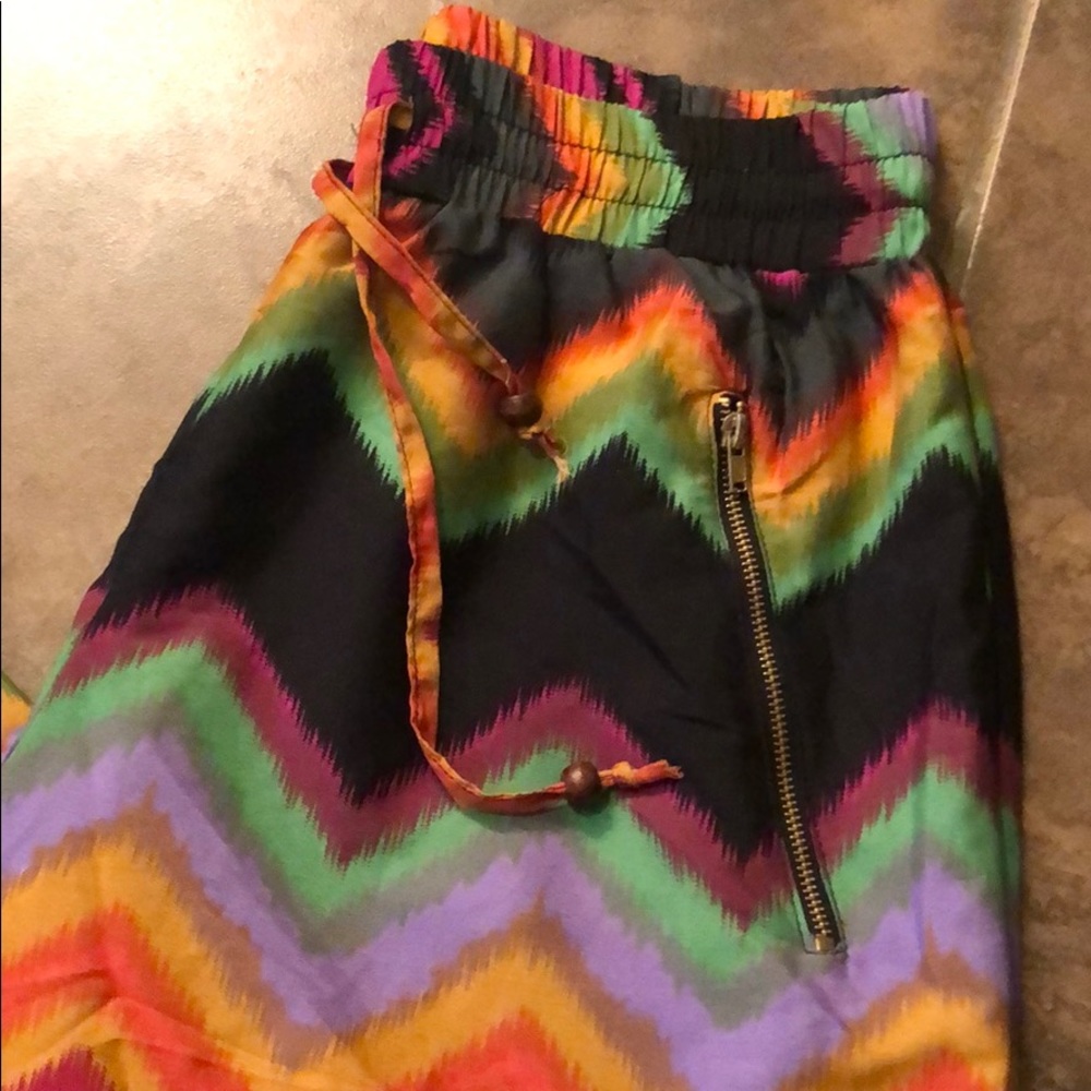 Parachute pants - Picture 2 of 3